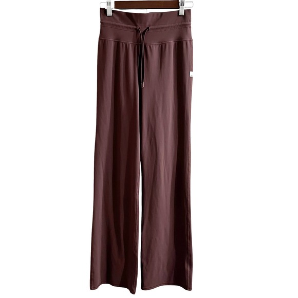 Vuori Pants - Vuori Daily Wide Leg Lounge Pants Mahogany Brown Small Womens Athleisure